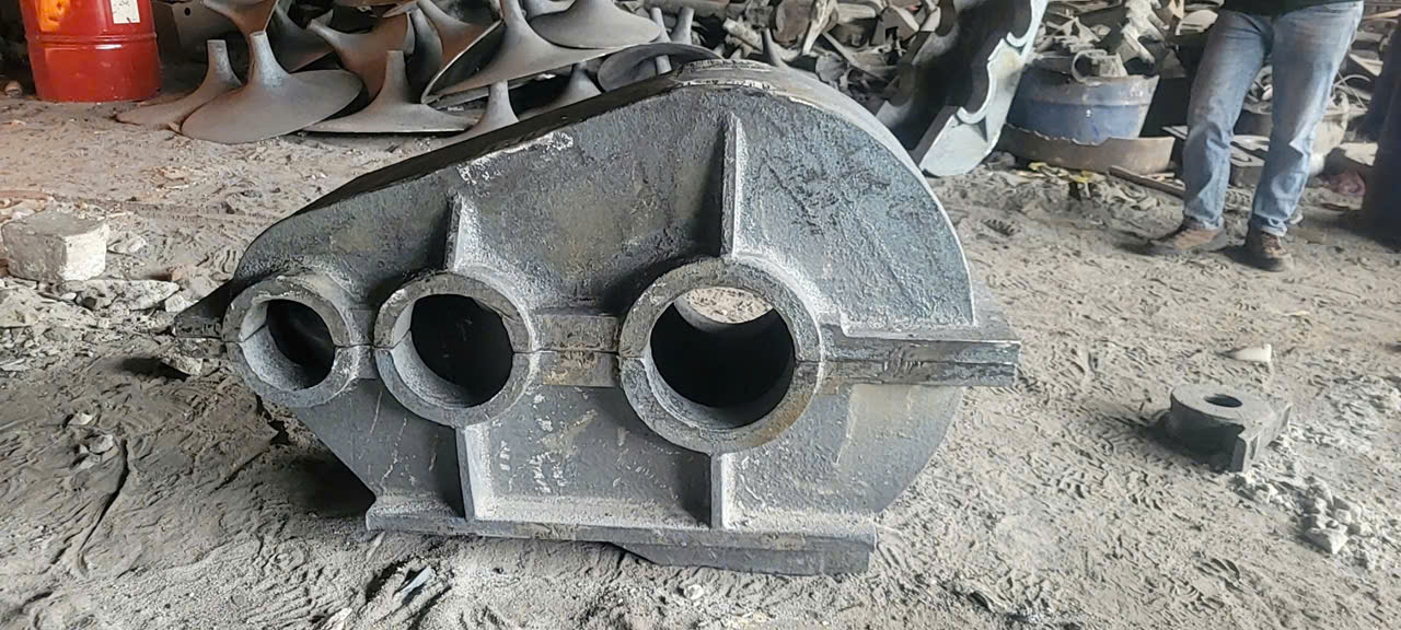 Vỏ hộp số bằng thép